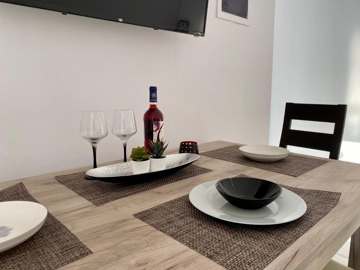 Central, Sunny & Spacious Apartment, In Kos, "1" Exteriör bild